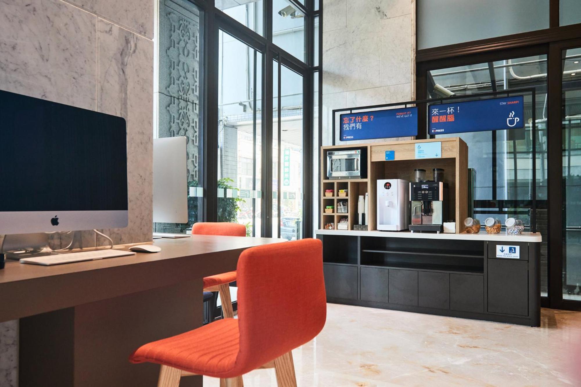 Holiday Inn Express Kaohsiung Love River By Ihg Ngoại thất bức ảnh